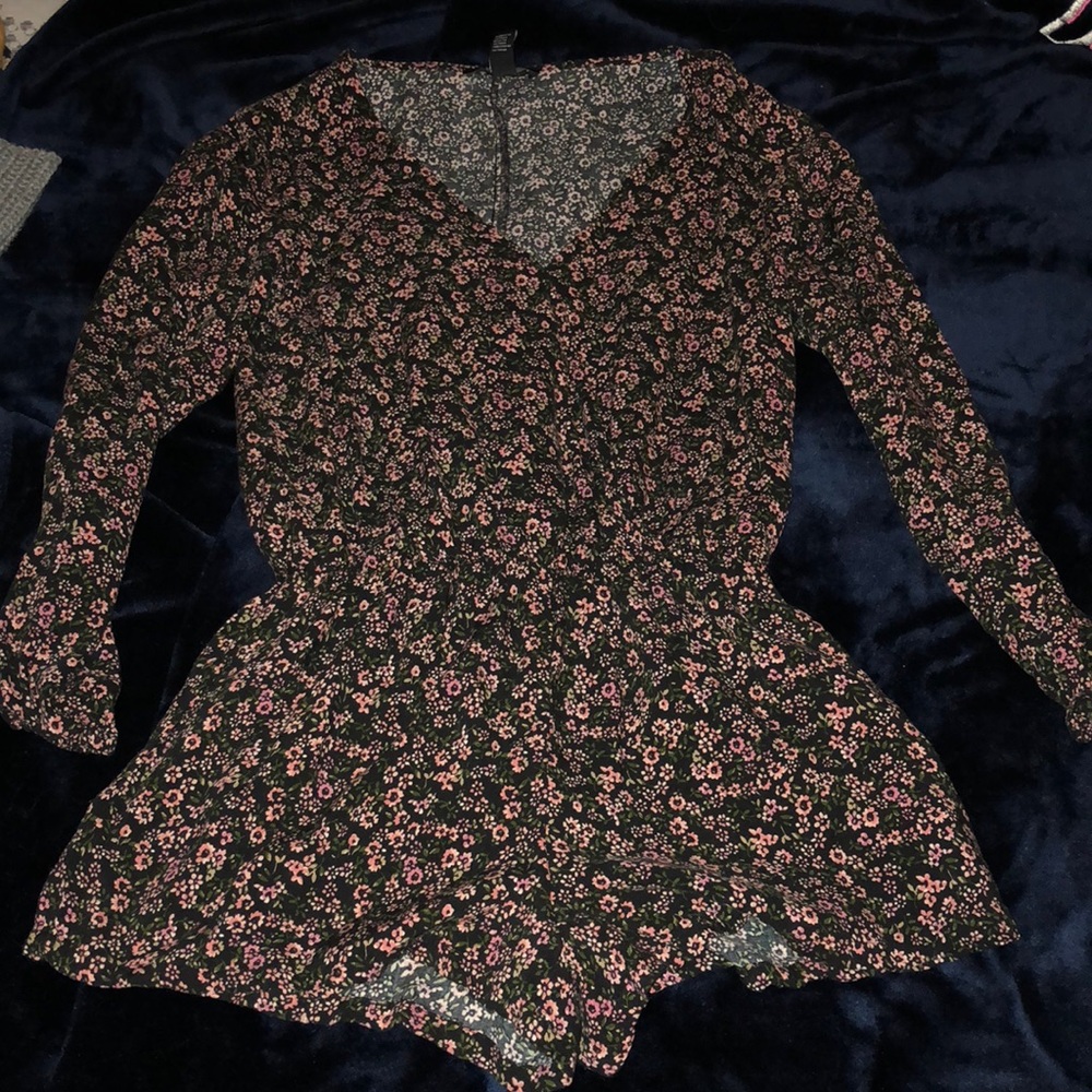 Floral v neck romper